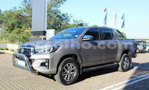 Acheter Occasion Voiture Toyota Hilux Gris à Butha–Buthe, Thaba-Tseka Acheter Occasion Voiture Toyota Hilux Gris à Butha–Buthe, Thaba-Tseka
