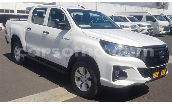Acheter Occasion Voiture Toyota Hilux Gris à Butha–Buthe, Thaba-Tseka Acheter Occasion Voiture Toyota Hilux Gris à Butha–Buthe, Thaba-Tseka