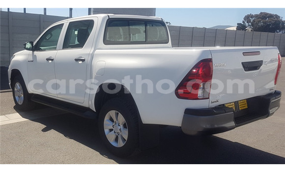 Acheter Occasion Voiture Toyota Hilux Gris à Butha–Buthe, Thaba-Tseka Acheter Occasion Voiture Toyota Hilux Gris à Butha–Buthe, Thaba-Tseka