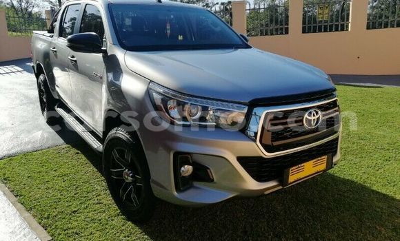 اشتري مستعمل Toyota Hilux Silver سيارة في Butha–Buthe في Thaba-Tseka اشتري مستعمل Toyota Hilux Silver سيارة في Butha–Buthe في Thaba-Tseka