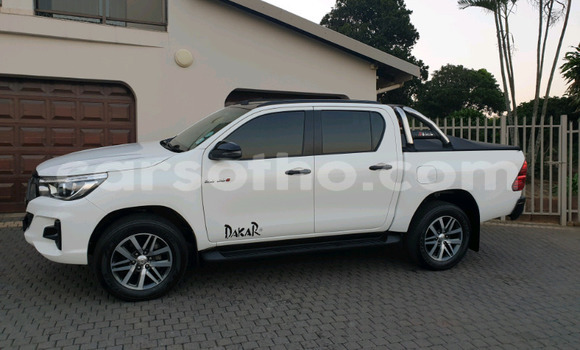 Acheter Occasion Voiture Toyota Hilux Blanc à Butha–Buthe, Thaba-Tseka Acheter Occasion Voiture Toyota Hilux Blanc à Butha–Buthe, Thaba-Tseka