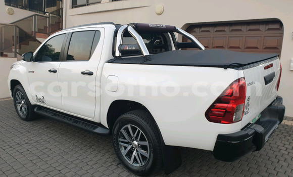 Acheter Occasion Voiture Toyota Hilux Blanc à Butha–Buthe, Thaba-Tseka Acheter Occasion Voiture Toyota Hilux Blanc à Butha–Buthe, Thaba-Tseka