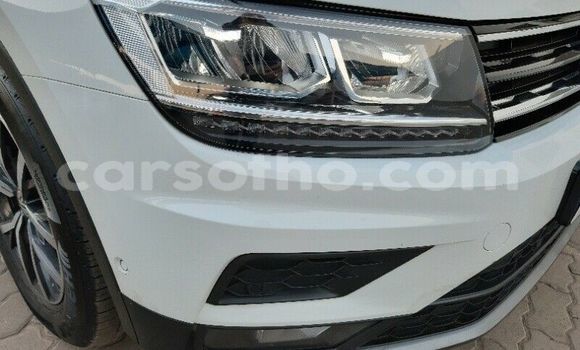 Acheter Occasion Voiture Volkswagen Tiguan Blanc à Butha–Buthe, Thaba-Tseka Acheter Occasion Voiture Volkswagen Tiguan Blanc à Butha–Buthe, Thaba-Tseka