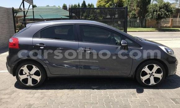 Sayi Na hannu Kia Rio Silver Mota in Maseru a Maseru Sayi Na hannu Kia Rio Silver Mota in Maseru a Maseru