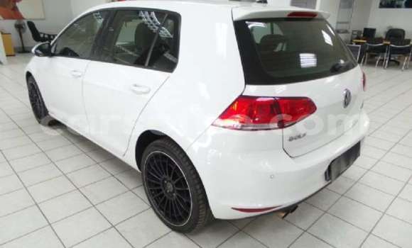 اشتري مستعمل Volkswagen Golf White سيارة في Maseru في Maseru اشتري مستعمل Volkswagen Golf White سيارة في Maseru في Maseru