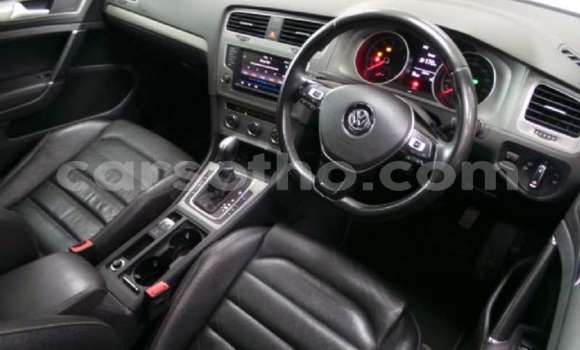 اشتري مستعمل Volkswagen Golf White سيارة في Maseru في Maseru اشتري مستعمل Volkswagen Golf White سيارة في Maseru في Maseru