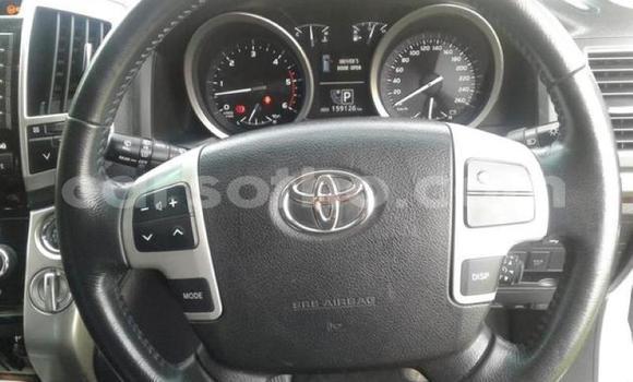Buy Used Toyota Land Cruiser White Car in Mokhotlong in Berea Buy Used Toyota Land Cruiser White Car in Mokhotlong in Berea
