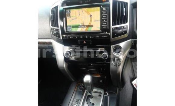 Buy Used Toyota Land Cruiser White Car in Mokhotlong in Berea Buy Used Toyota Land Cruiser White Car in Mokhotlong in Berea