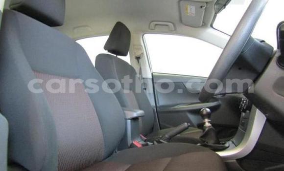 Buy Used Toyota Corolla White Car in Maputsoe in Leribe Buy Used Toyota Corolla White Car in Maputsoe in Leribe