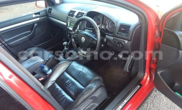 Sayi Na hannu Volkswagen Golf Red Mota in Mafeteng a Mafeteng Sayi Na hannu Volkswagen Golf Red Mota in Mafeteng a Mafeteng