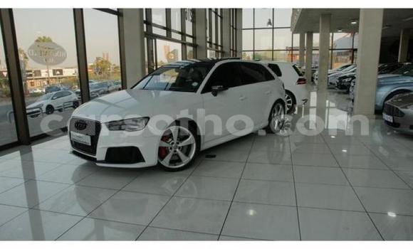 اشتري مستعمل Audi RS3 White سيارة في Mafeteng في Mafeteng اشتري مستعمل Audi RS3 White سيارة في Mafeteng في Mafeteng