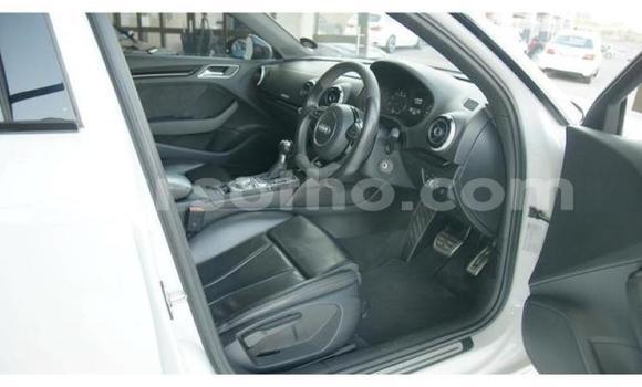 اشتري مستعمل Audi RS3 White سيارة في Mafeteng في Mafeteng اشتري مستعمل Audi RS3 White سيارة في Mafeteng في Mafeteng