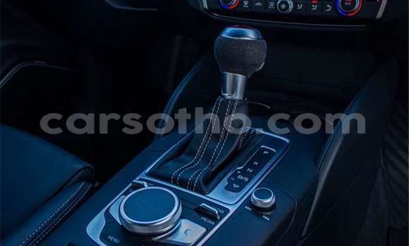 Acheter Occasion Voiture Audi RS3 Gris à Butha–Buthe, Thaba-Tseka Acheter Occasion Voiture Audi RS3 Gris à Butha–Buthe, Thaba-Tseka