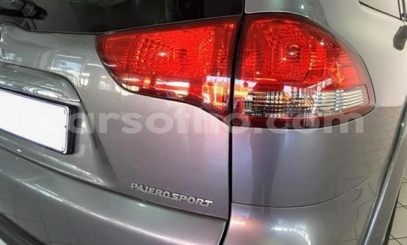Sayi Na hannu Mitsubishi Pajero Sport Silver Mota in Maseru a Maseru Sayi Na hannu Mitsubishi Pajero Sport Silver Mota in Maseru a Maseru