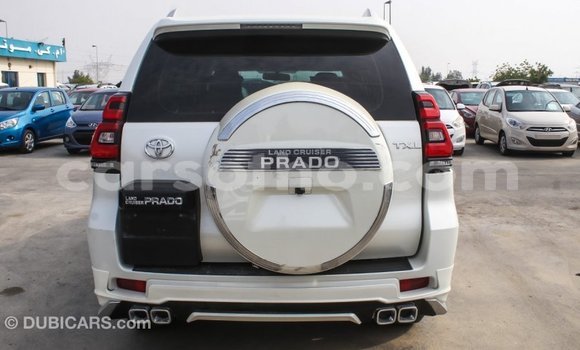 Acheter Import Voiture Toyota Prado Blanc à Import - Dubai, Maseru Acheter Import Voiture Toyota Prado Blanc à Import - Dubai, Maseru