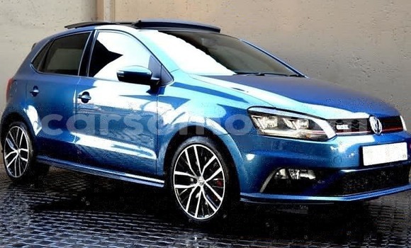 Sayi Na hannu Volkswagen Polo Blue Mota in Thaba–Tseka a Mafeteng Sayi Na hannu Volkswagen Polo Blue Mota in Thaba–Tseka a Mafeteng