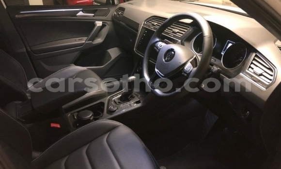 Sayi Na hannu Volkswagen Tiguan White Mota in Thaba–Tseka a Mafeteng Sayi Na hannu Volkswagen Tiguan White Mota in Thaba–Tseka a Mafeteng
