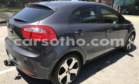 Sayi Na hannu Kia Rio Silver Mota in Thaba–Tseka a Mafeteng Sayi Na hannu Kia Rio Silver Mota in Thaba–Tseka a Mafeteng