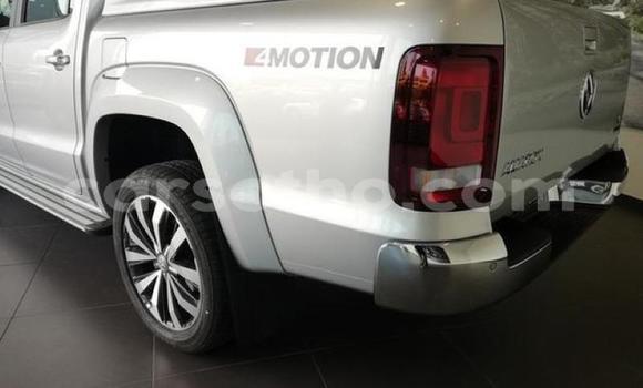 Buy Used Volkswagen Amarok Silver Car in Mafeteng in Mafeteng Buy Used Volkswagen Amarok Silver Car in Mafeteng in Mafeteng