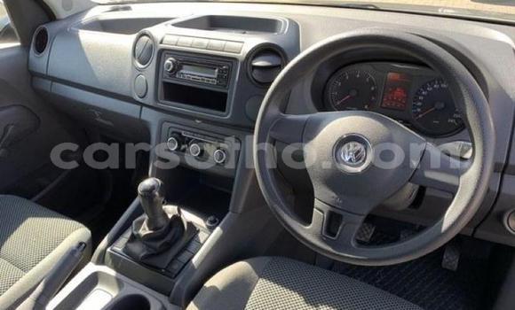 Sayi Na hannu Volkswagen Amarok Beige Mota in Maseru a Maseru Sayi Na hannu Volkswagen Amarok Beige Mota in Maseru a Maseru