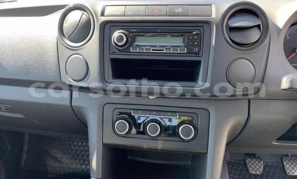 Sayi Na hannu Volkswagen Amarok Beige Mota in Maseru a Maseru Sayi Na hannu Volkswagen Amarok Beige Mota in Maseru a Maseru