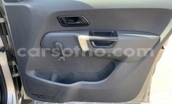 Sayi Na hannu Volkswagen Amarok Beige Mota in Maseru a Maseru Sayi Na hannu Volkswagen Amarok Beige Mota in Maseru a Maseru