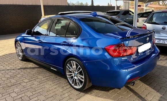 Sayi Na hannu BMW 3–Series Blue Mota in Maputsoa a Leribe Sayi Na hannu BMW 3–Series Blue Mota in Maputsoa a Leribe