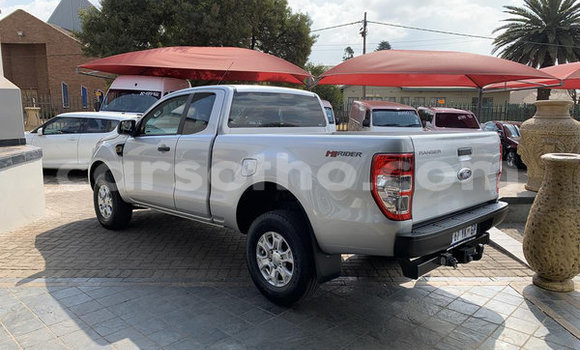 اشتري مستعمل Ford Ranger Silver سيارة في Hlotse في Leribe اشتري مستعمل Ford Ranger Silver سيارة في Hlotse في Leribe