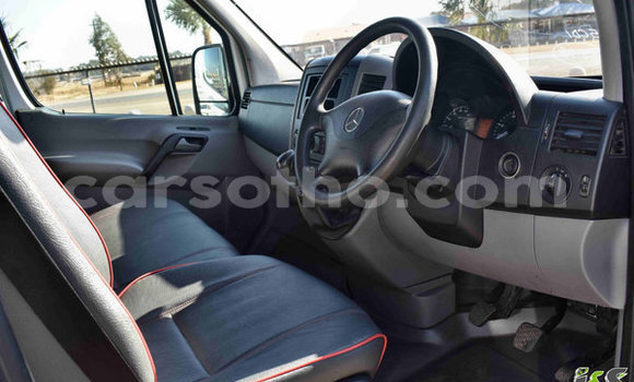 اشتري مستعمل Mercedes-Benz 190 White سيارة في Hlotse في Leribe اشتري مستعمل Mercedes-Benz 190 White سيارة في Hlotse في Leribe