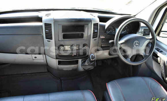 اشتري مستعمل Mercedes-Benz 190 White سيارة في Hlotse في Leribe اشتري مستعمل Mercedes-Benz 190 White سيارة في Hlotse في Leribe