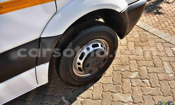 اشتري مستعمل Mercedes-Benz 190 White سيارة في Hlotse في Leribe اشتري مستعمل Mercedes-Benz 190 White سيارة في Hlotse في Leribe