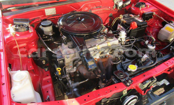 اشتري مستعمل Mazda 323 Red سيارة في Butha Buthe في Butha-Buthe اشتري مستعمل Mazda 323 Red سيارة في Butha Buthe في Butha-Buthe