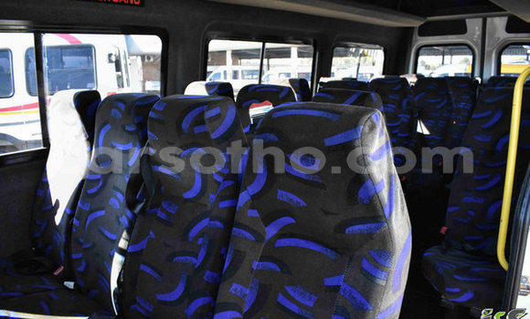 Acheter Occasion Voiture Mercedes-Benz 190 Blanc à Mafeteng, Mafeteng Acheter Occasion Voiture Mercedes-Benz 190 Blanc à Mafeteng, Mafeteng