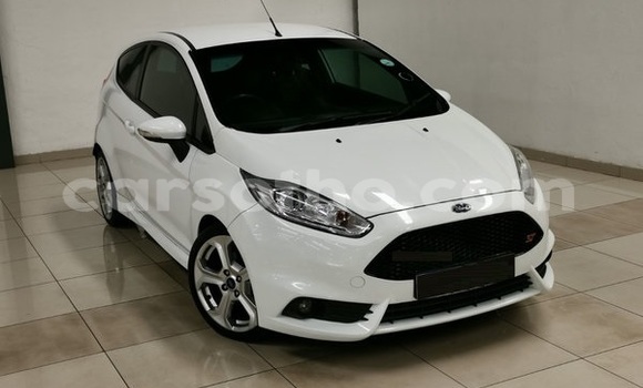 Buy Used Ford Fiesta ST White Car in Maseru in Maseru Buy Used Ford Fiesta ST White Car in Maseru in Maseru