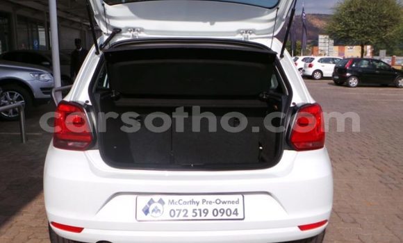 Acheter Occasion Voiture Volkswagen Polo Blanc à Mohale's Hoek, Mohale's Hoek Acheter Occasion Voiture Volkswagen Polo Blanc à Mohale's Hoek, Mohale's Hoek
