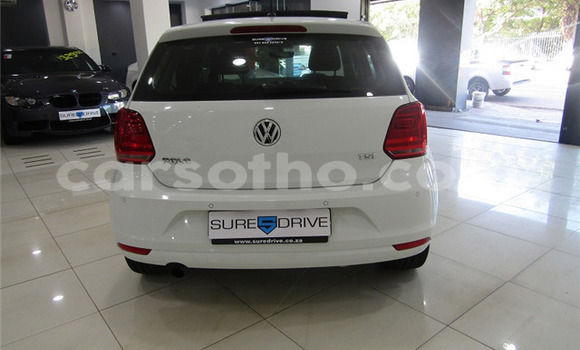 Buy Used Volkswagen Polo White Car in Mafeteng in Mafeteng Buy Used Volkswagen Polo White Car in Mafeteng in Mafeteng