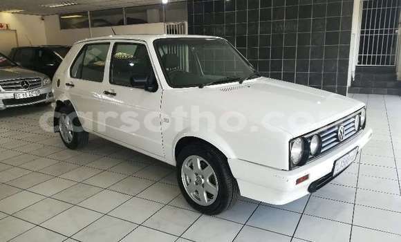 اشتري مستعمل Volkswagen Golf White سيارة في Maputsoa في Leribe اشتري مستعمل Volkswagen Golf White سيارة في Maputsoa في Leribe