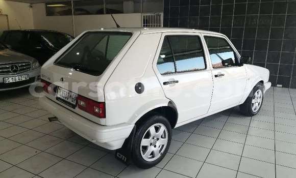 اشتري مستعمل Volkswagen Golf White سيارة في Maputsoa في Leribe اشتري مستعمل Volkswagen Golf White سيارة في Maputsoa في Leribe