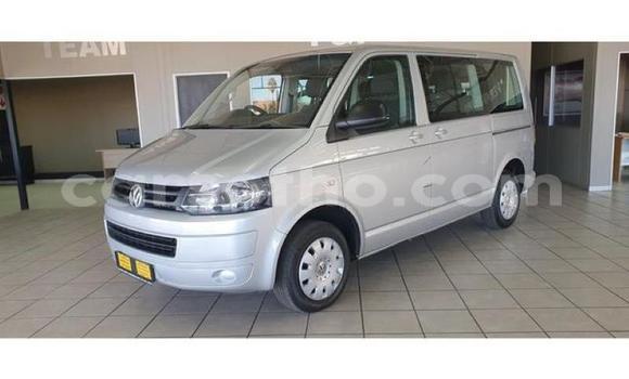Buy Used Volkswagen Caravelle White Car in Maseru in Maseru Buy Used Volkswagen Caravelle White Car in Maseru in Maseru