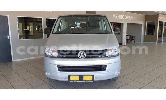 Buy Used Volkswagen Caravelle White Car in Maseru in Maseru Buy Used Volkswagen Caravelle White Car in Maseru in Maseru