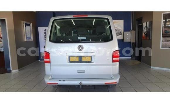 Buy Used Volkswagen Caravelle White Car in Maseru in Maseru Buy Used Volkswagen Caravelle White Car in Maseru in Maseru