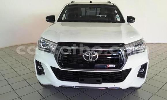 Buy Used Toyota Hilux White Car in Maseru in Maseru Buy Used Toyota Hilux White Car in Maseru in Maseru