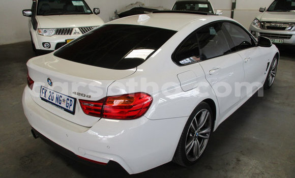 Sayi Na hannu BMW 5–Series White Mota in Maseru a Maseru Sayi Na hannu BMW 5–Series White Mota in Maseru a Maseru