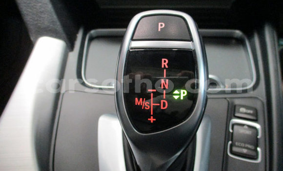 Sayi Na hannu BMW 5–Series White Mota in Maseru a Maseru Sayi Na hannu BMW 5–Series White Mota in Maseru a Maseru