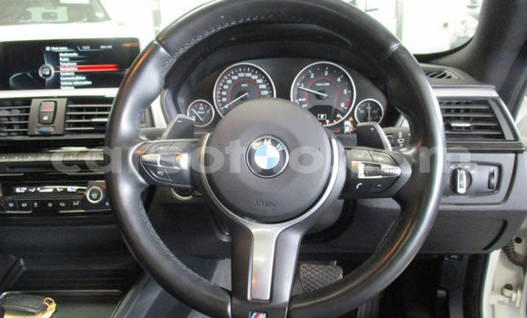 Sayi Na hannu BMW 5–Series White Mota in Maseru a Maseru Sayi Na hannu BMW 5–Series White Mota in Maseru a Maseru