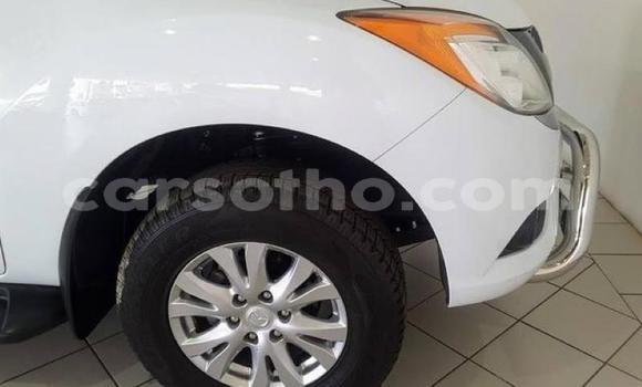 Sayi Na hannu Mazda BT-50 White Mota in Maseru a Maseru Sayi Na hannu Mazda BT-50 White Mota in Maseru a Maseru