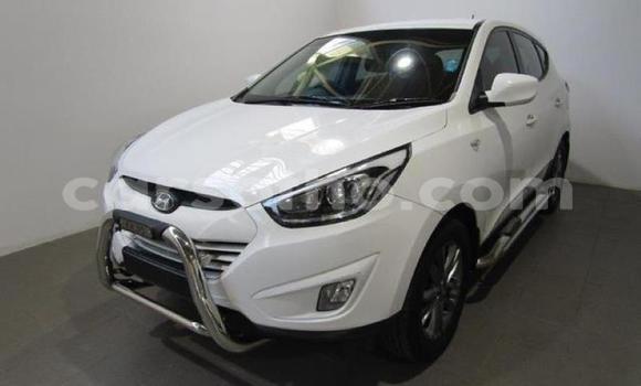 Buy Used Hyundai ix35 White Car in Maseru in Maseru Buy Used Hyundai ix35 White Car in Maseru in Maseru