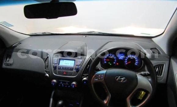 Buy Used Hyundai ix35 White Car in Maseru in Maseru Buy Used Hyundai ix35 White Car in Maseru in Maseru