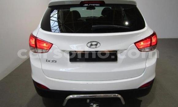 Buy Used Hyundai ix35 White Car in Maseru in Maseru Buy Used Hyundai ix35 White Car in Maseru in Maseru