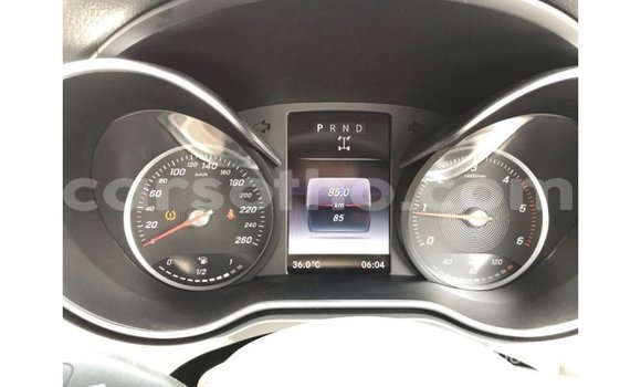 Sayi Imported Mercedes-Benz 250 Blue Mota in Import - Dubai a Maseru Sayi Imported Mercedes-Benz 250 Blue Mota in Import - Dubai a Maseru